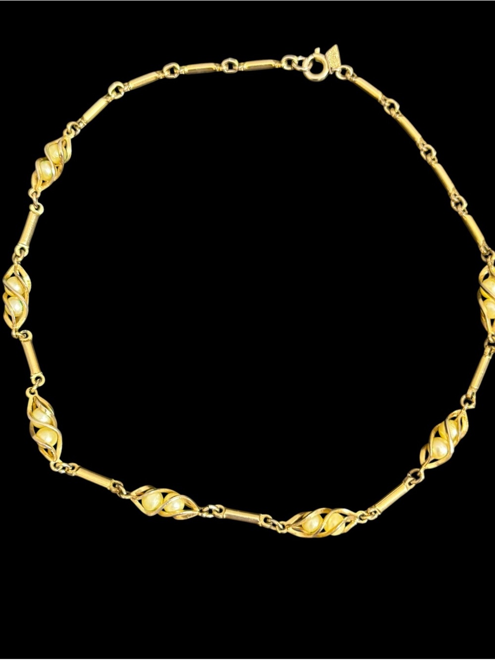 Vintage Sara Coventry Caged faux pearl gold tone bar chain Choker necklace.
